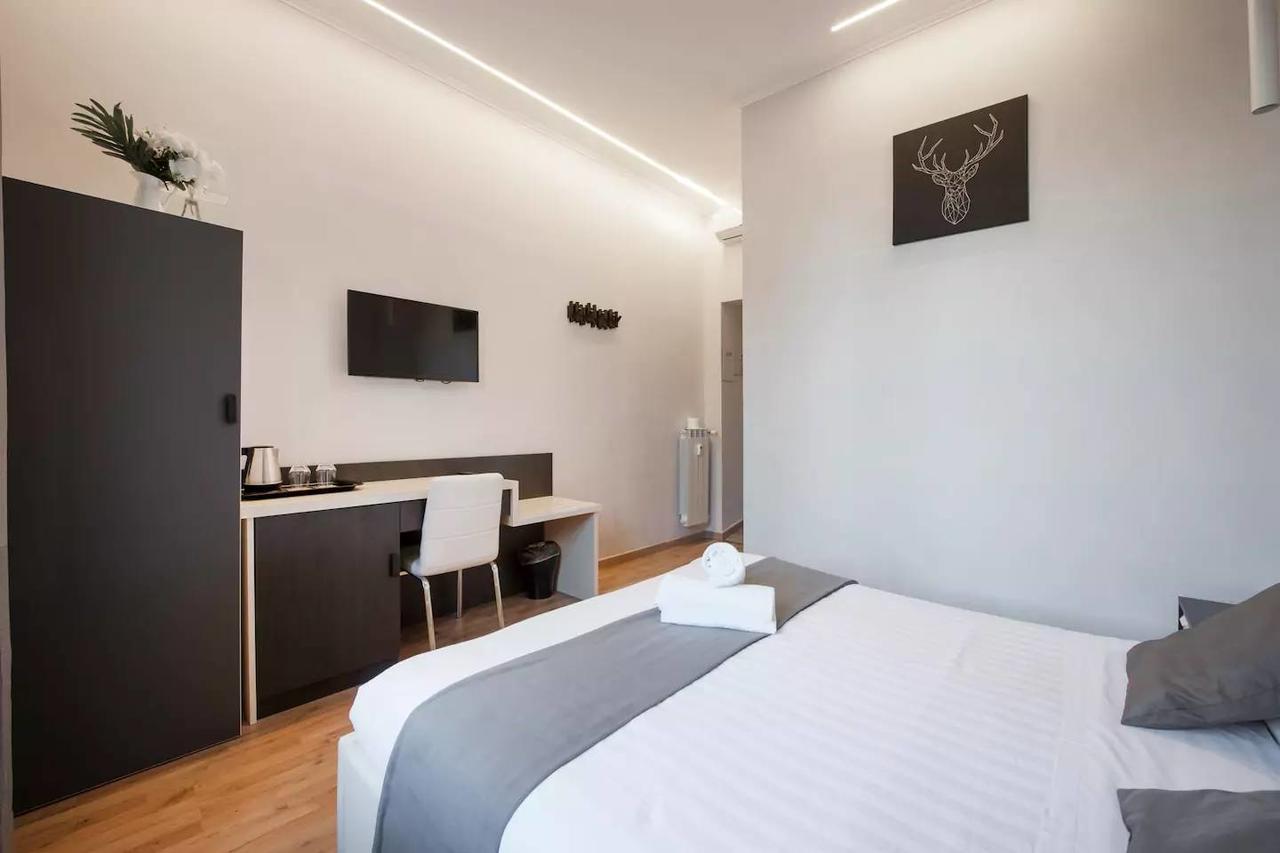 Zhihua Guest House โรม ภายนอก รูปภาพ